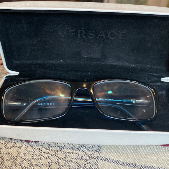 Old Versace Eyeglass Case with glasses - Picture 6 of 10